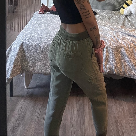 AMERICAN EAGLE jogger pants - Picture 2 of 4